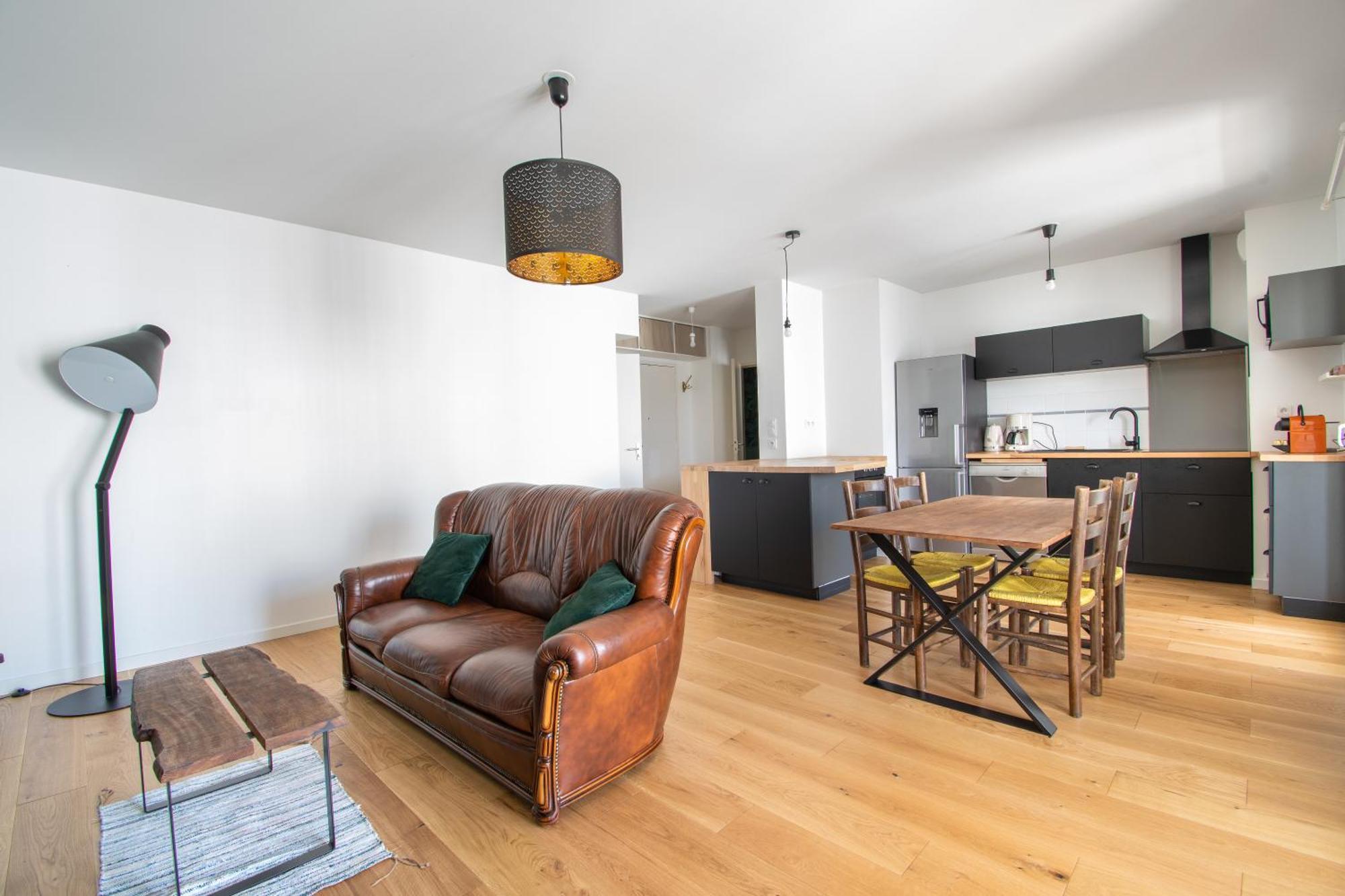 Cosy T2 De 50 M² Centre-Ville Avec Garage & Balcon Nantes Exterior foto